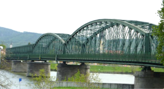 Brückenmonitoring Donaubrücke - Suessco Sensors